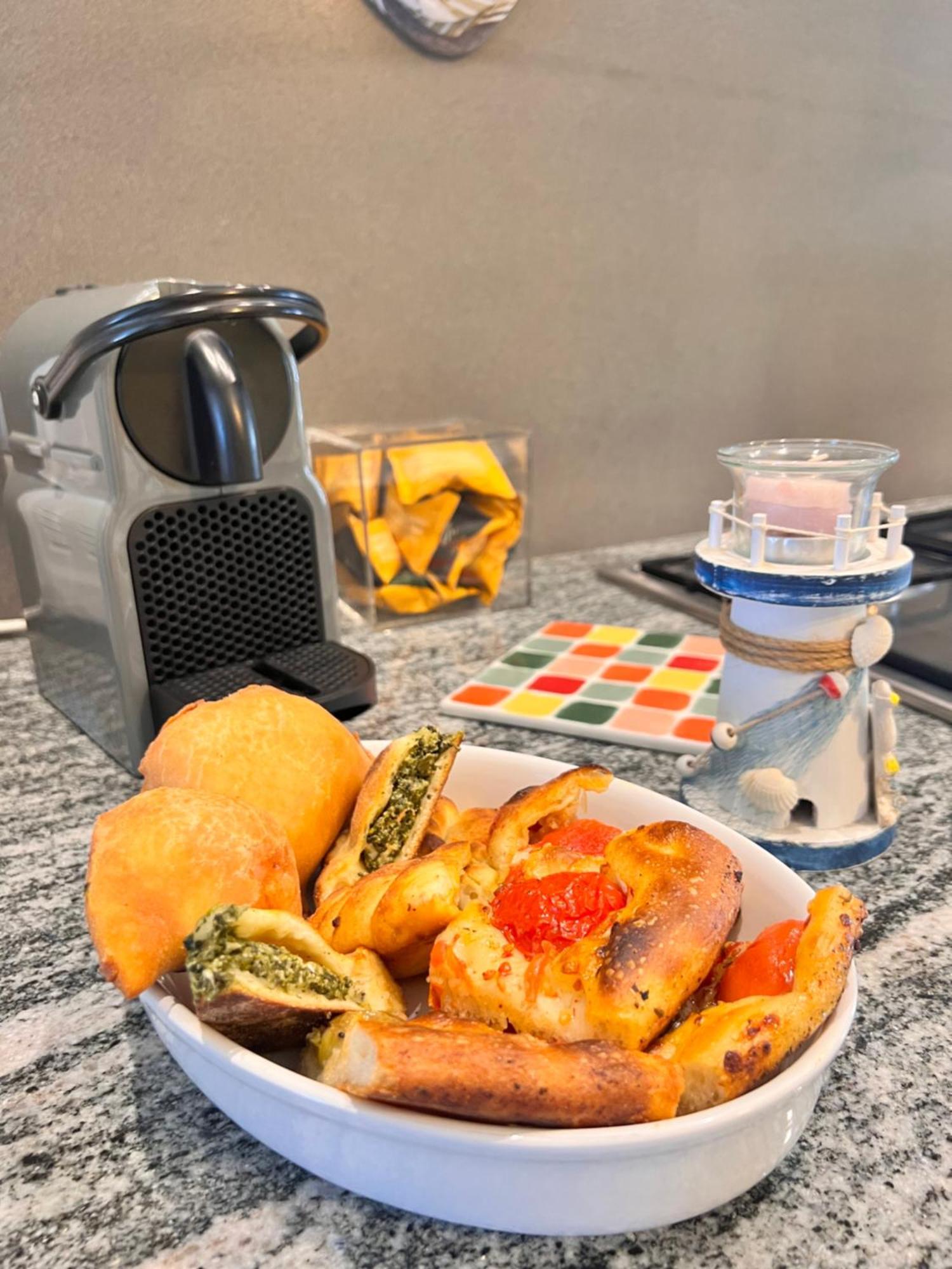 Faro Sul Mare Luxury Apartment - Zona Fiera Bari Eksteriør bilde